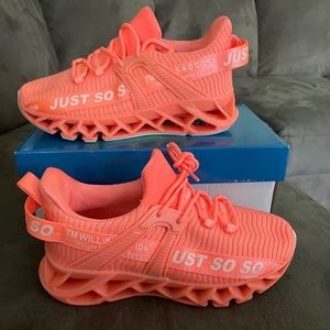 Vivay Just So So Kids Running Shoes